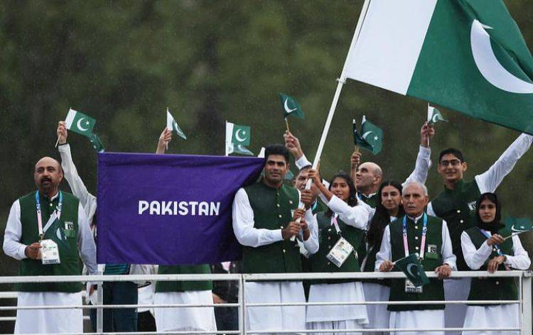 Pakistani Athletes at the 2024 Paris Olympics: A Journey of Determination and Pride